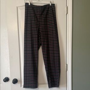 Joan Rivers Women’s Plaid Pants - Black and Red Size 3X